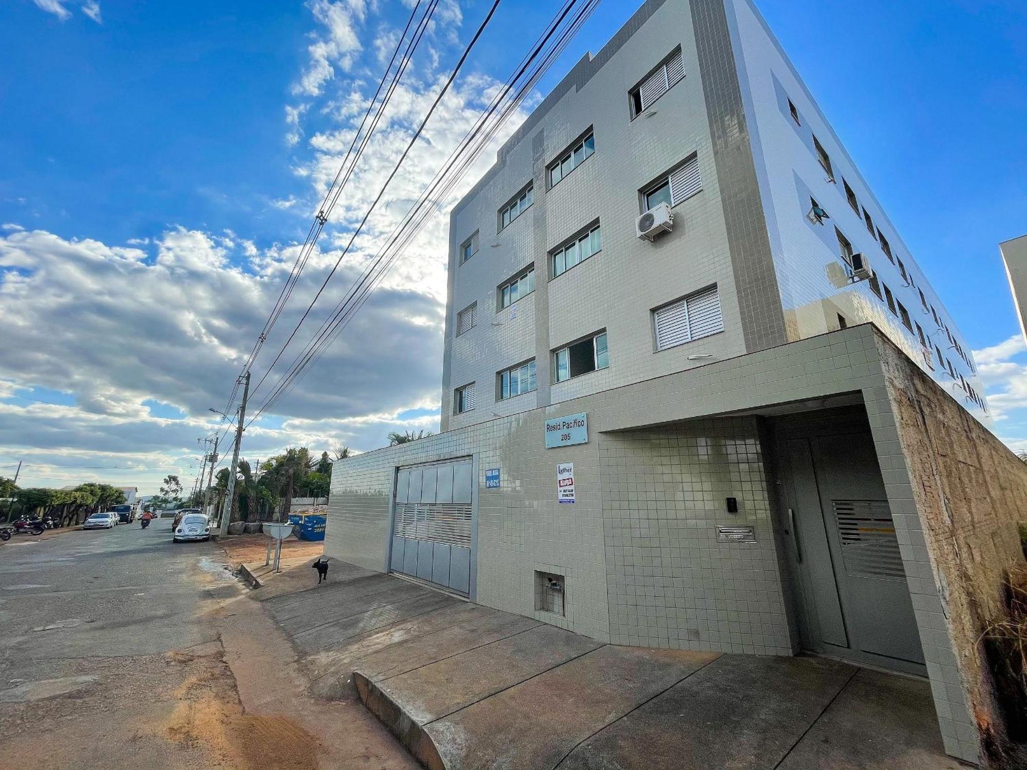 207- Apartamento De 2 Quartos No Alto Caicaras Patos de Minas Exterior foto
